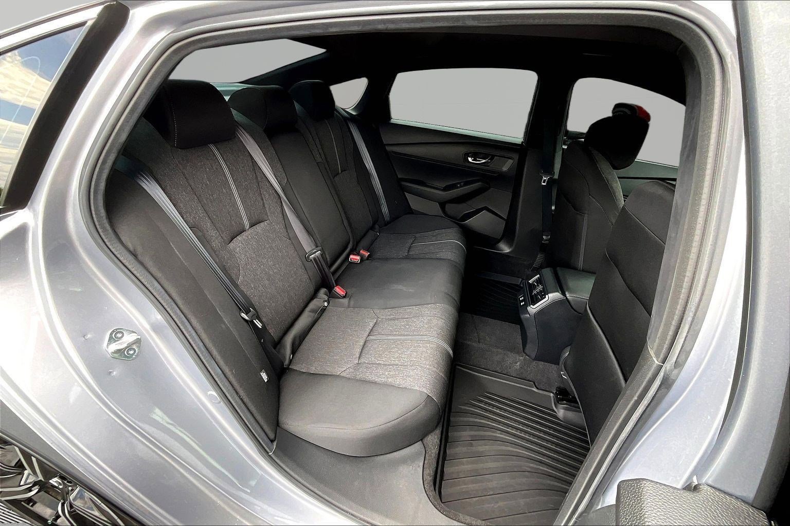 Used 2025 Honda Accord Sport image 27