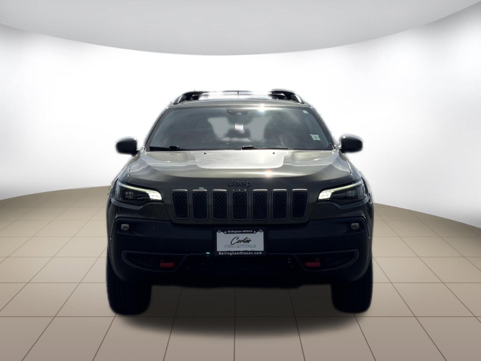 Used 2021 Jeep Cherokee Trailhawk w/ Technology Group AWD/4WD image 2