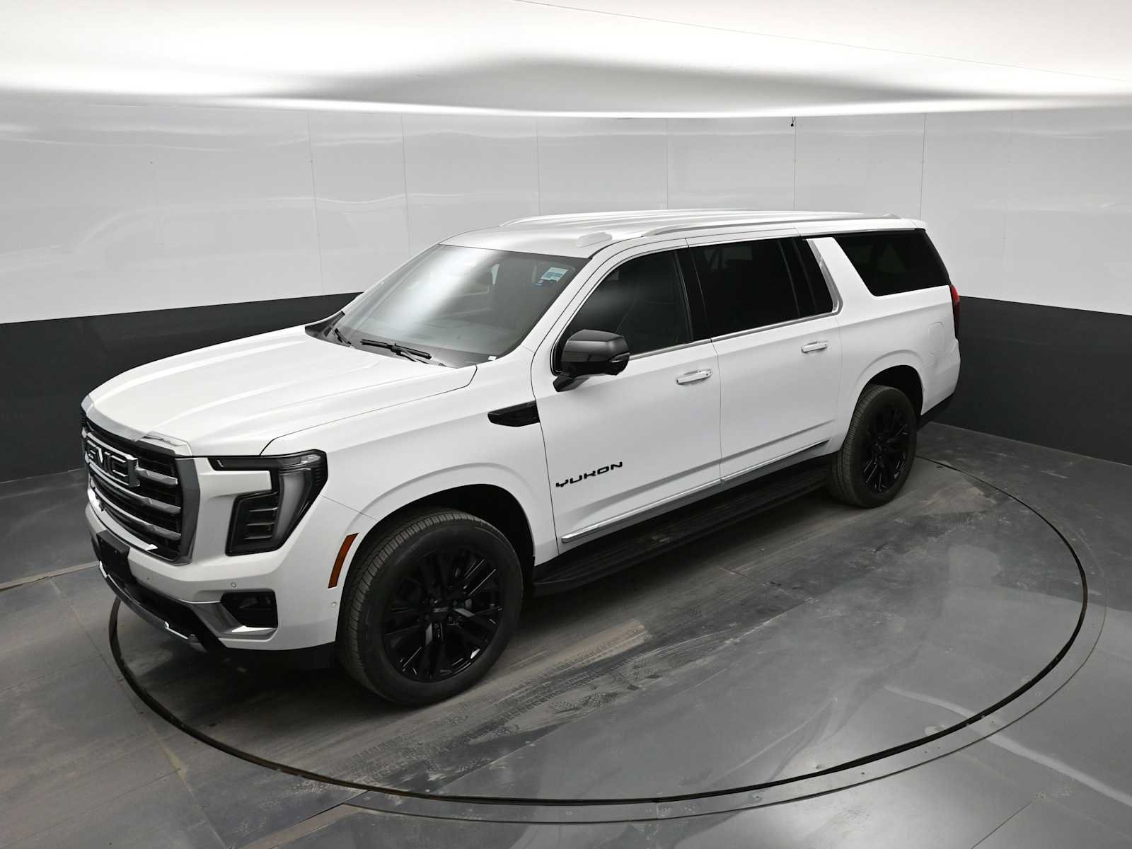 New 2026 GMC Yukon XL Elevation w/ LPO, Elevation Black Package AWD/4WD image 26