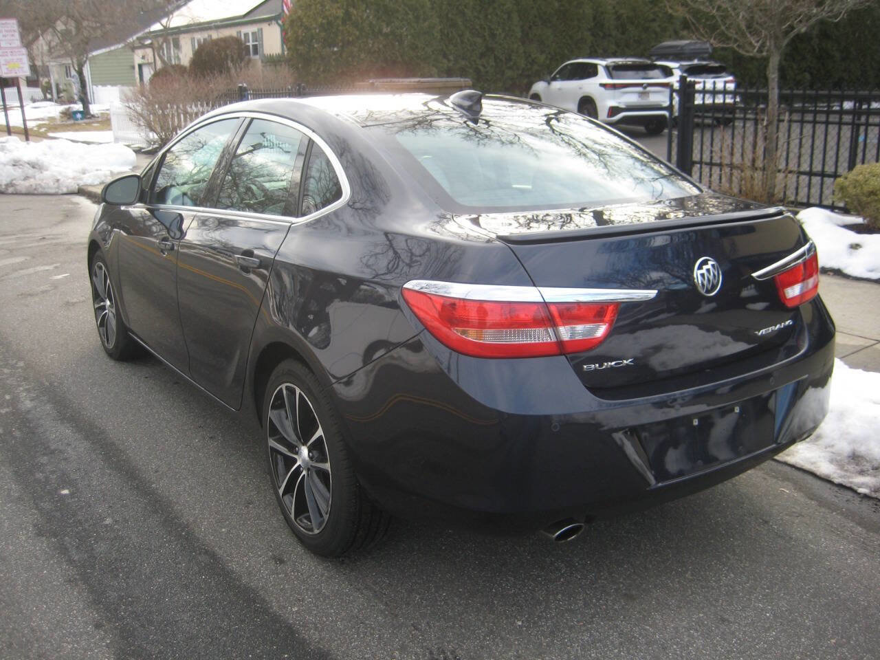 Used 2016 Buick Verano Sport Touring image 4