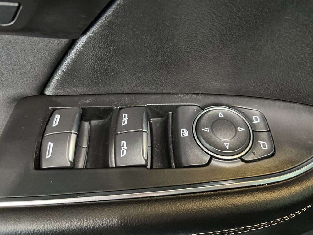 Used 2025 Buick Envision Sport Touring image 31