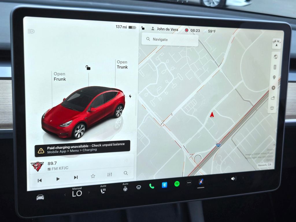 Used 2022 Tesla Model Y Long Range image 18