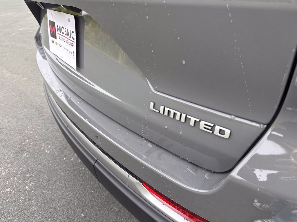 New 2027 Jeep Grand Cherokee Limited AWD/4WD image 20