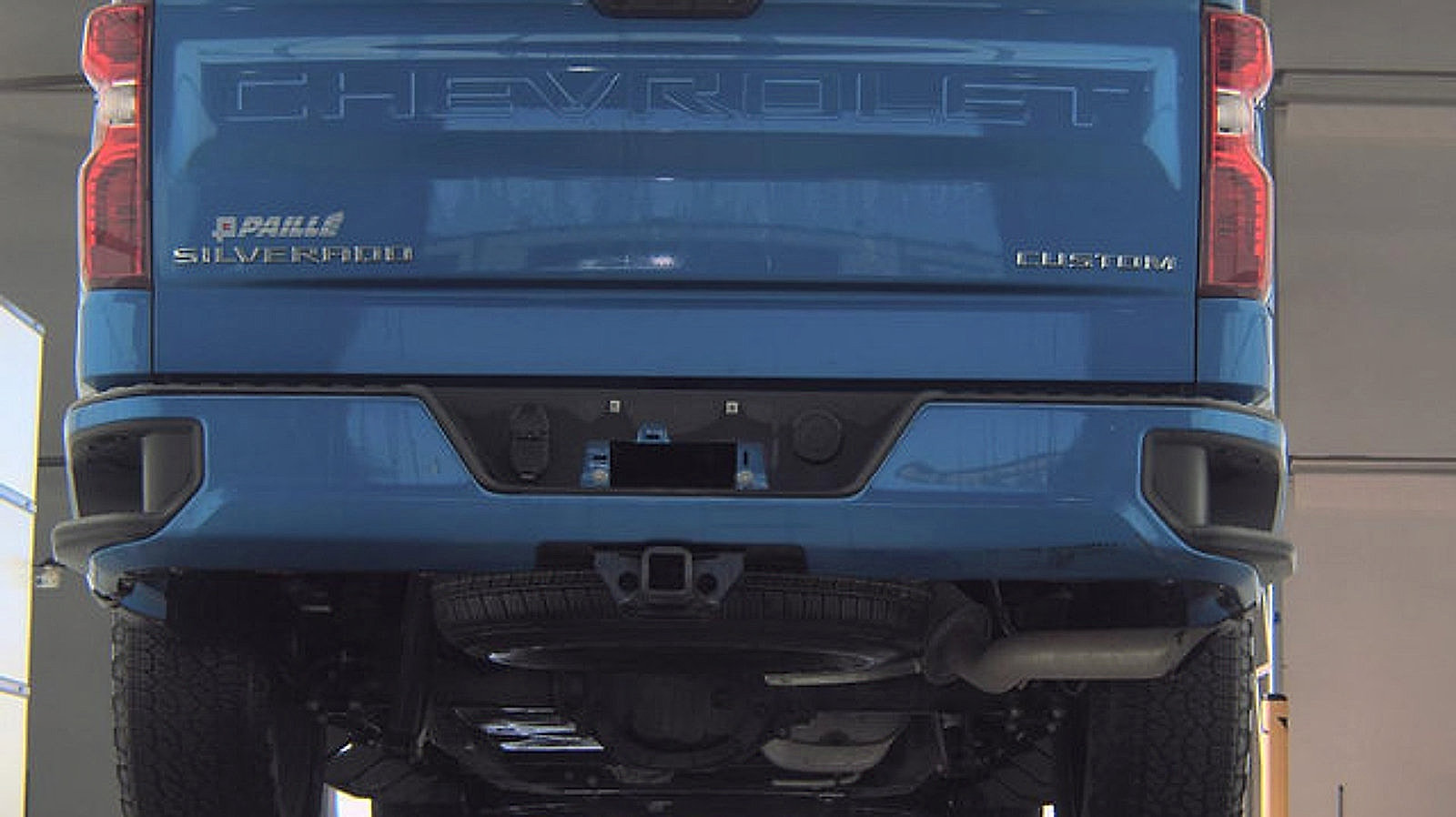 Used 2024 Chevrolet Silverado 1500 Custom AWD/4WD image 9