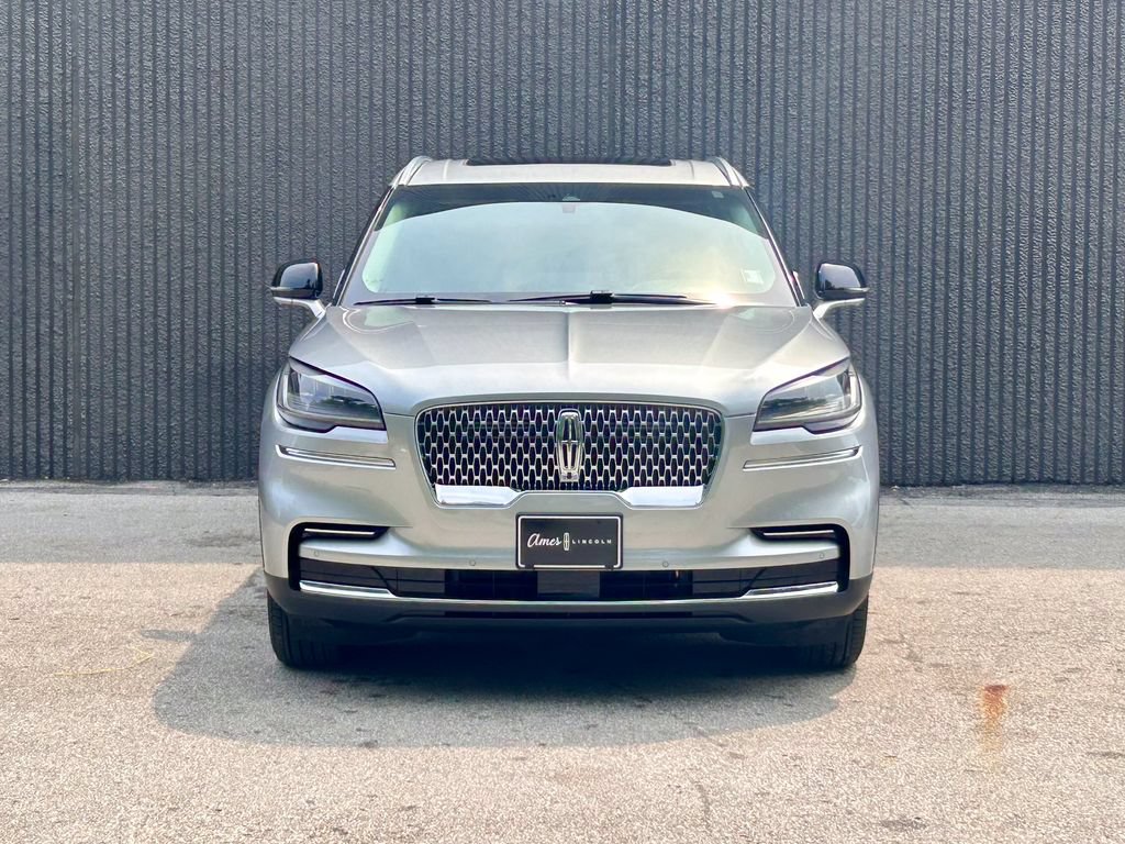 Certified 2024 Lincoln Aviator Reserve w/ Equipment Group 201A AWD/4WD image 9