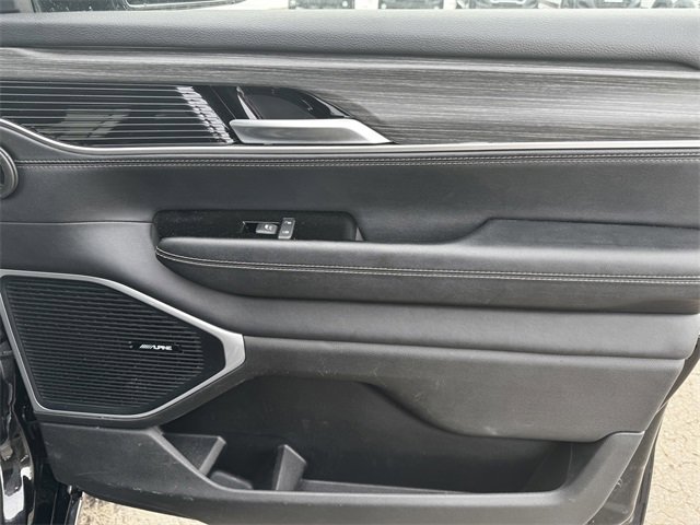 Used 2024 Jeep Wagoneer L Series II w/ Flexible Seating Group image 13