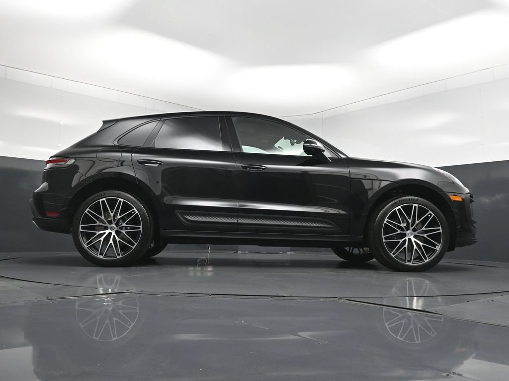 New 2026 Porsche Macan AWD/4WD image 29