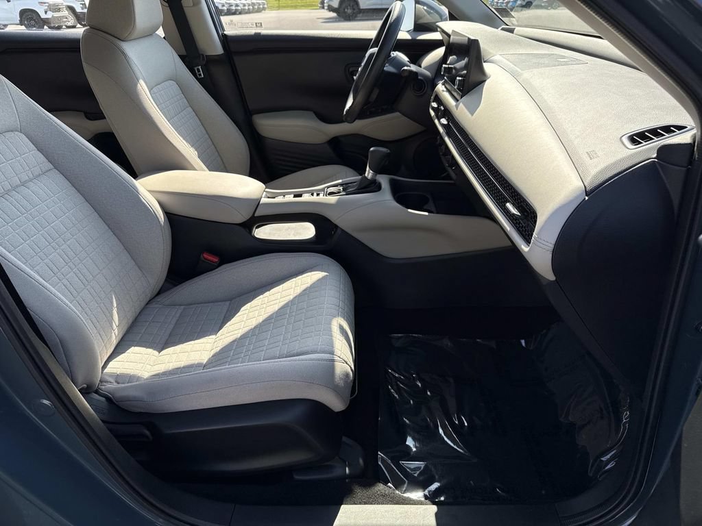 Used 2025 Honda HR-V LX image 20