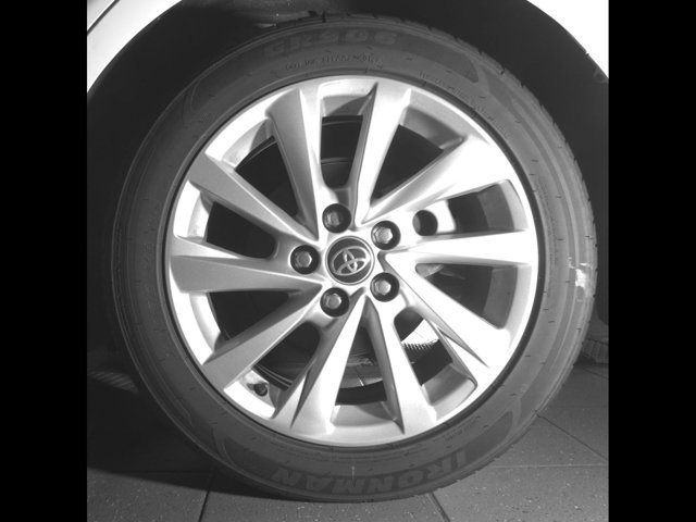 Used 2021 Toyota Camry LE FWD image 12