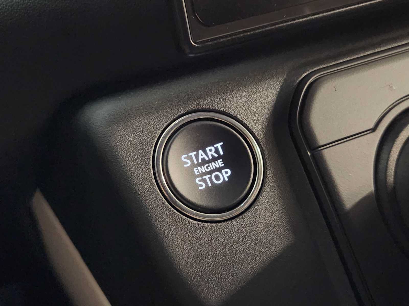 Used 2026 Land Rover Defender 130 S AWD/4WD image 21