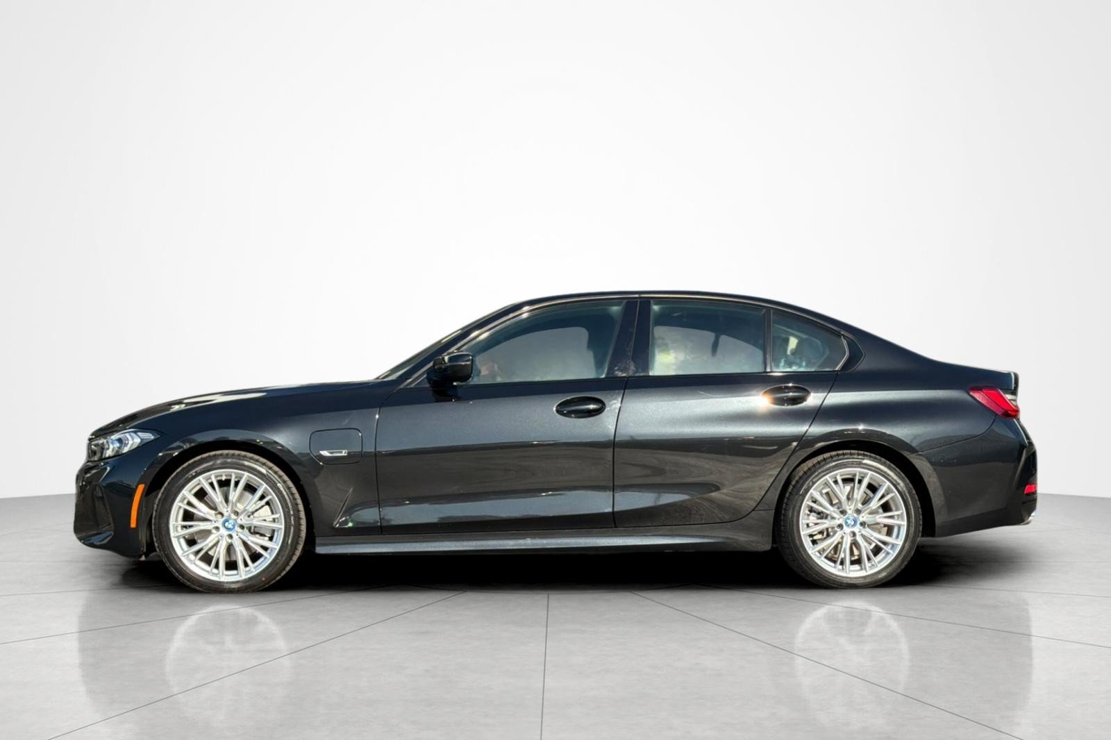 Used 2023 BMW 330e w/ Premium Package RWD image 2