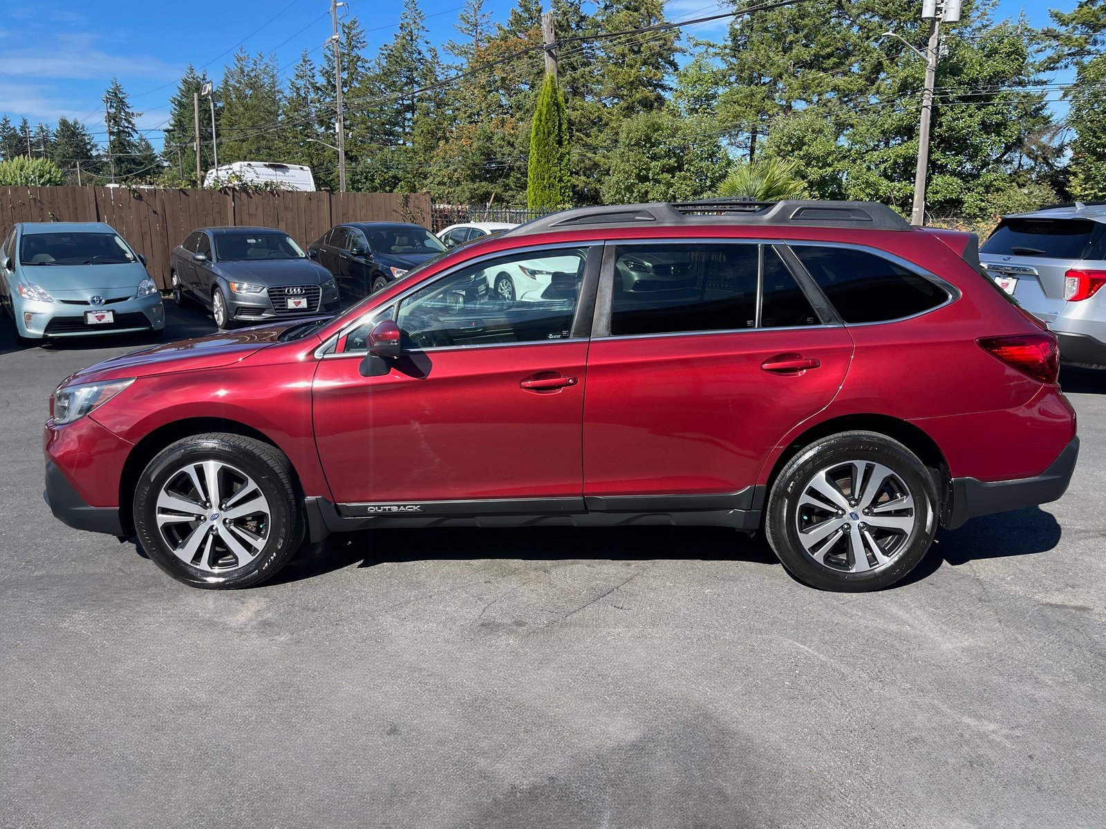 Used 2018 Subaru Outback 2.5i Limited image 4