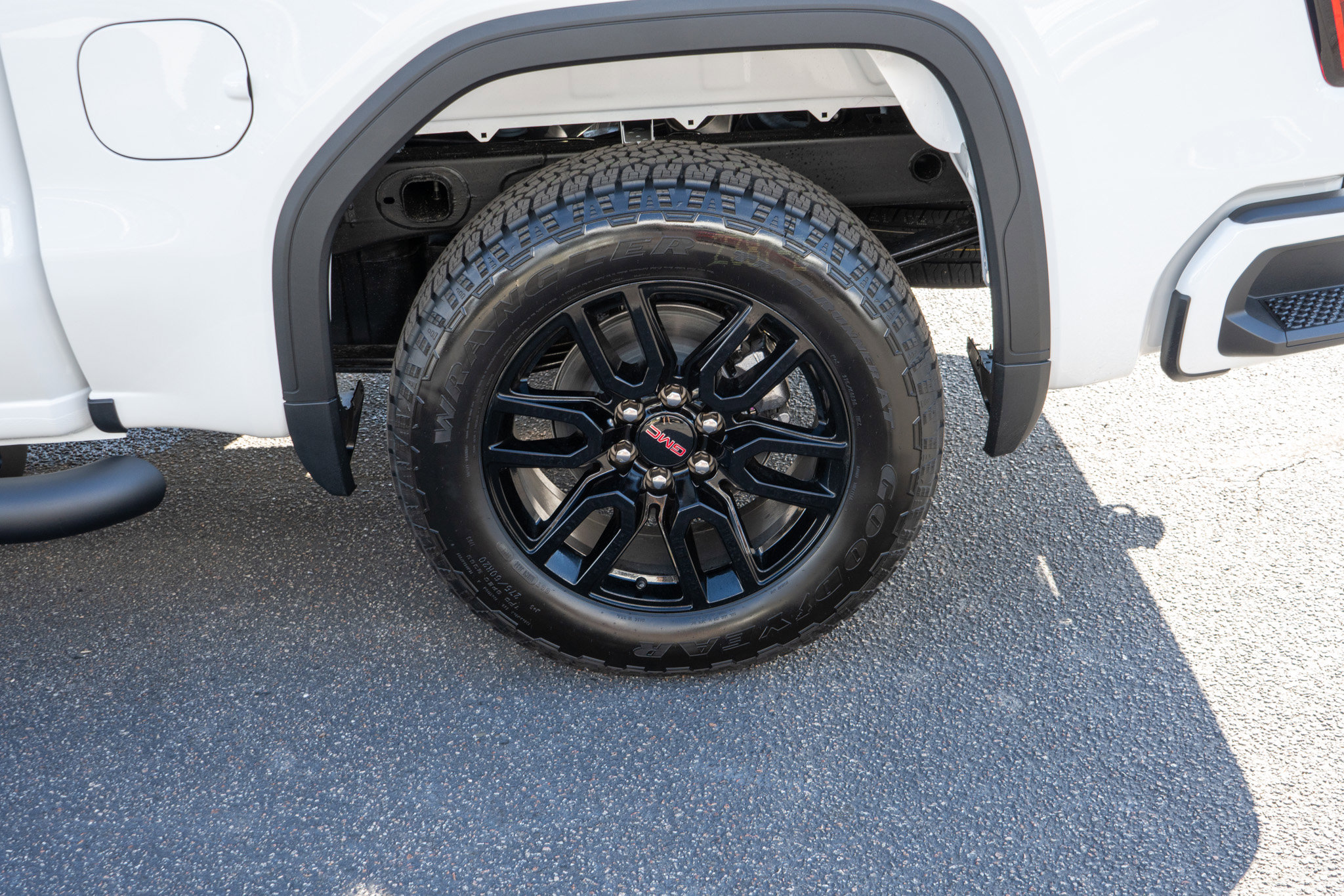 New 2026 GMC Sierra 1500 Elevation w/ Elevation Select Package AWD/4WD image 11