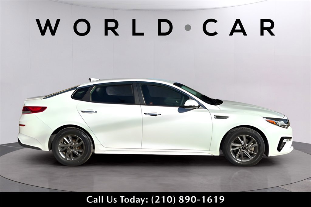 Used 2020 Kia Optima LX image 18