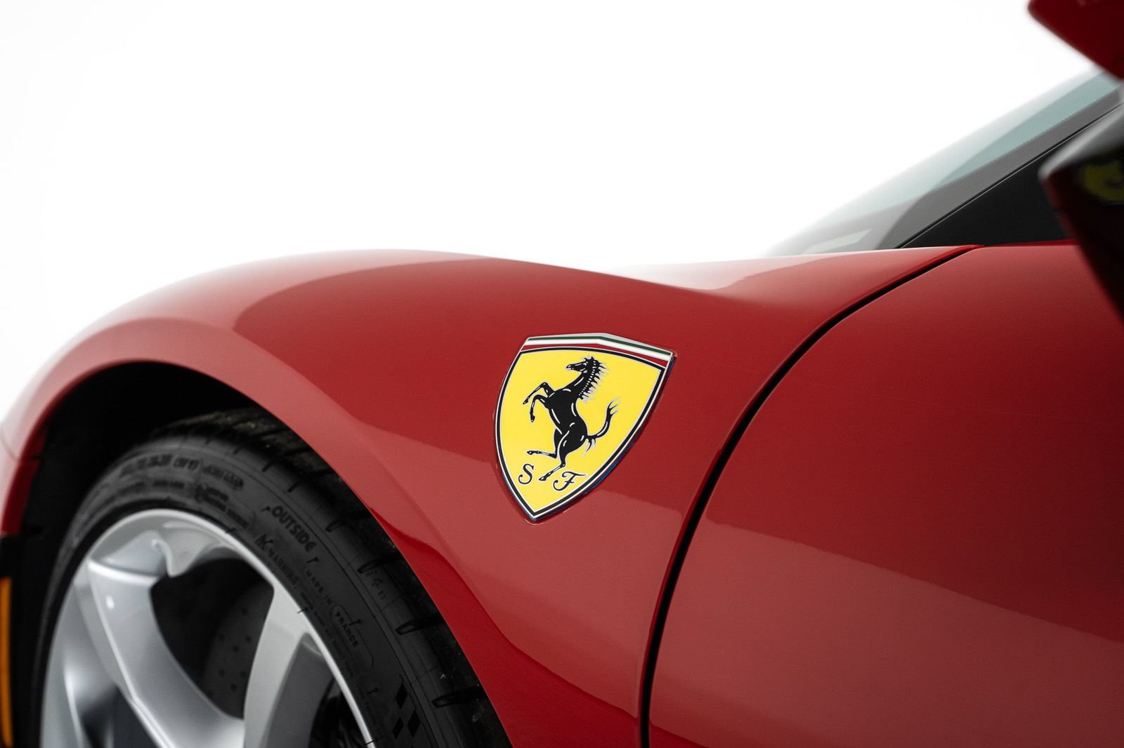 Used 2021 Ferrari SF90 Stradale AWD/4WD image 10