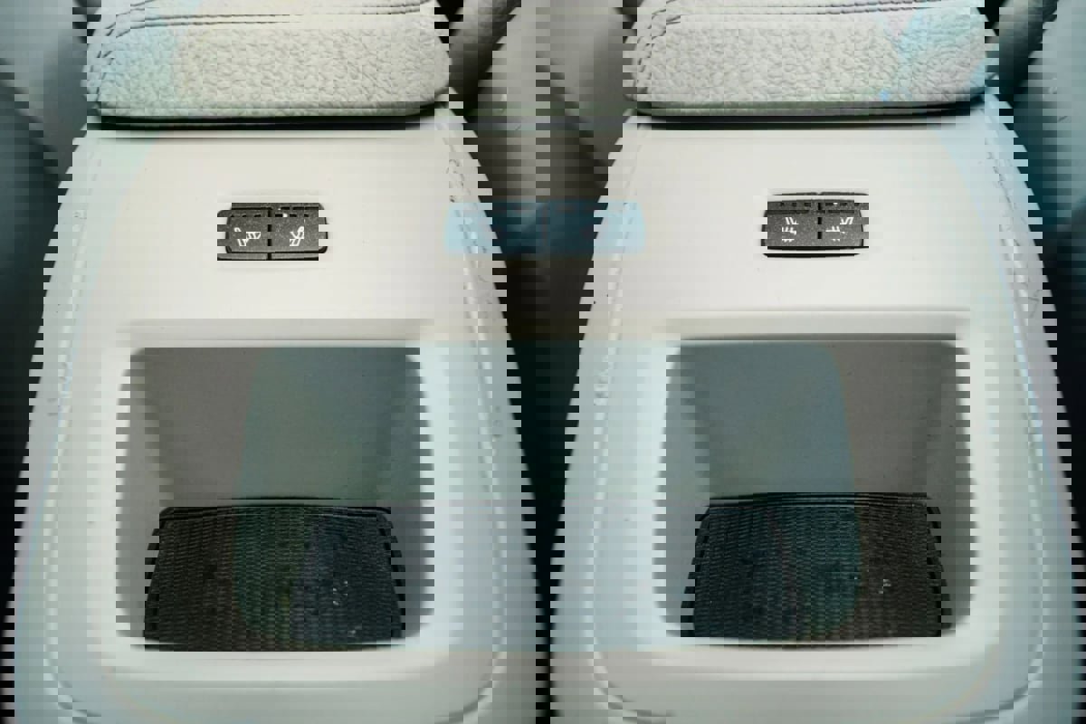 Used 2020 Volvo S60 T6 Momentum image 22