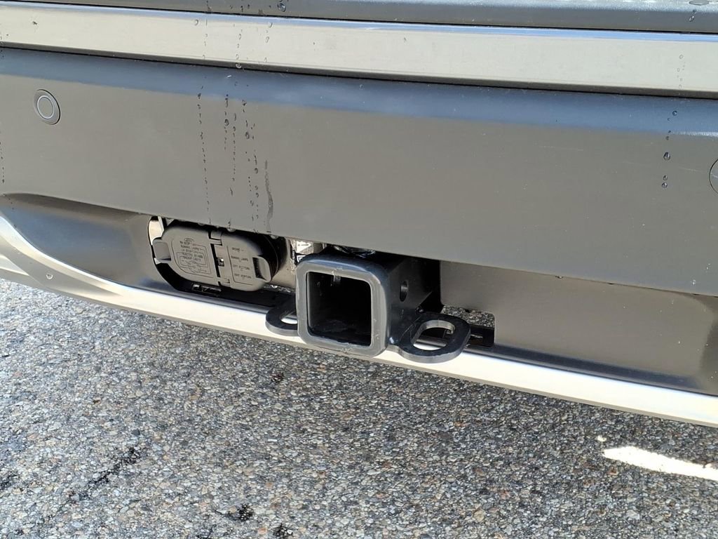 New 2026 Ford Explorer Active image 7