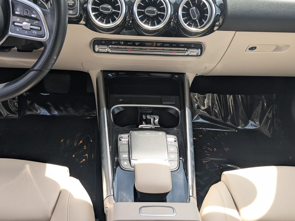 Certified 2023 Mercedes-Benz GLA 250 4MATIC image 31