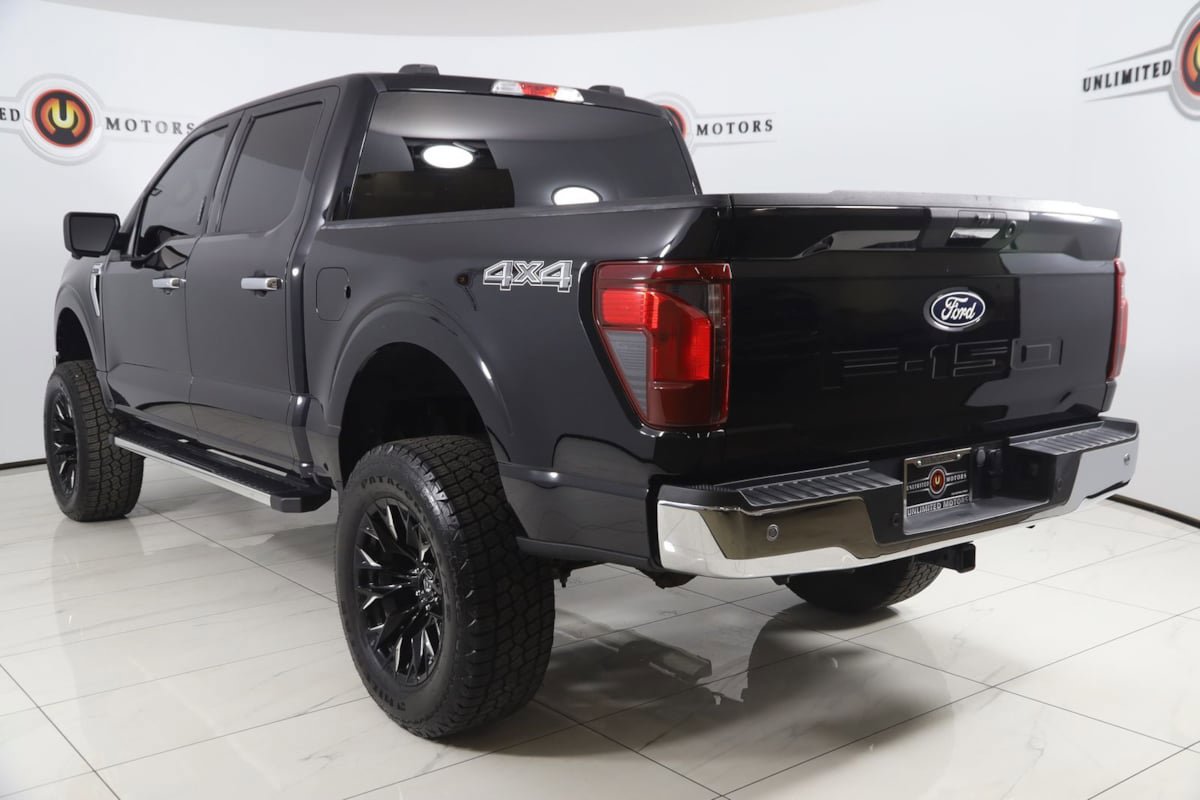 Used 2024 Ford F150 XLT w/ Tow/Haul Package image 4