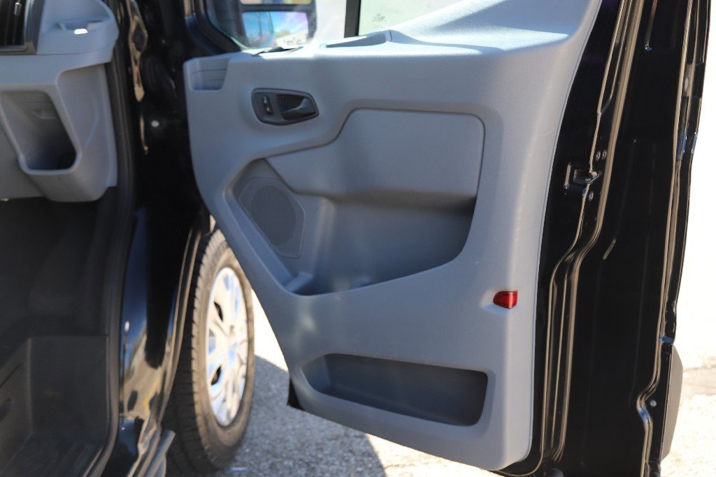 Used 2016 Ford Transit 350 XLT image 39