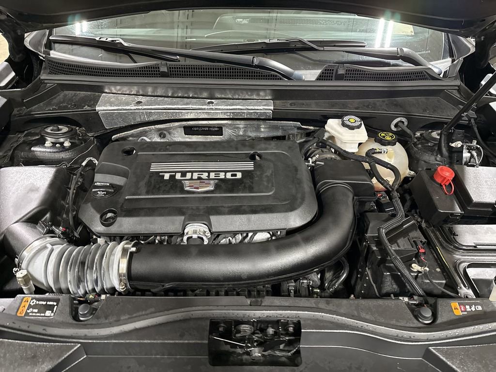 Used 2024 Cadillac XT4 Premium Luxury image 25