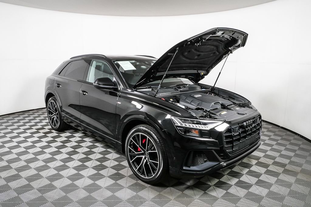 Used 2023 Audi Q8 Prestige w/ Prestige Package image 35