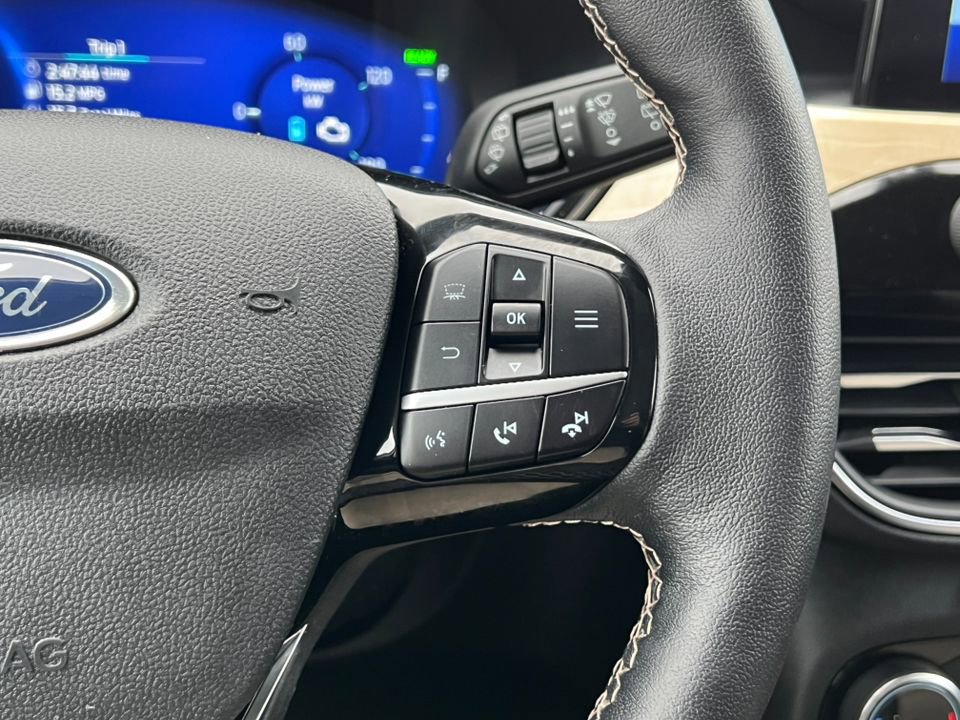 Certified 2022 Ford Escape Titanium w/ Titanium Elite Package image 20