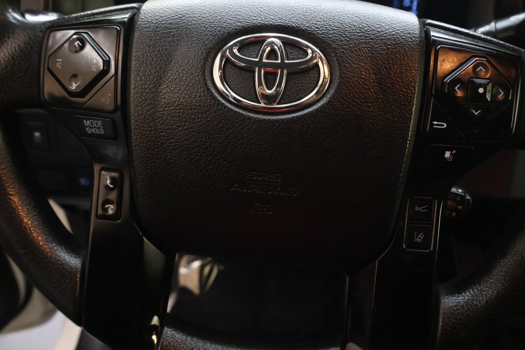 Used 2021 Toyota Tacoma SR image 18