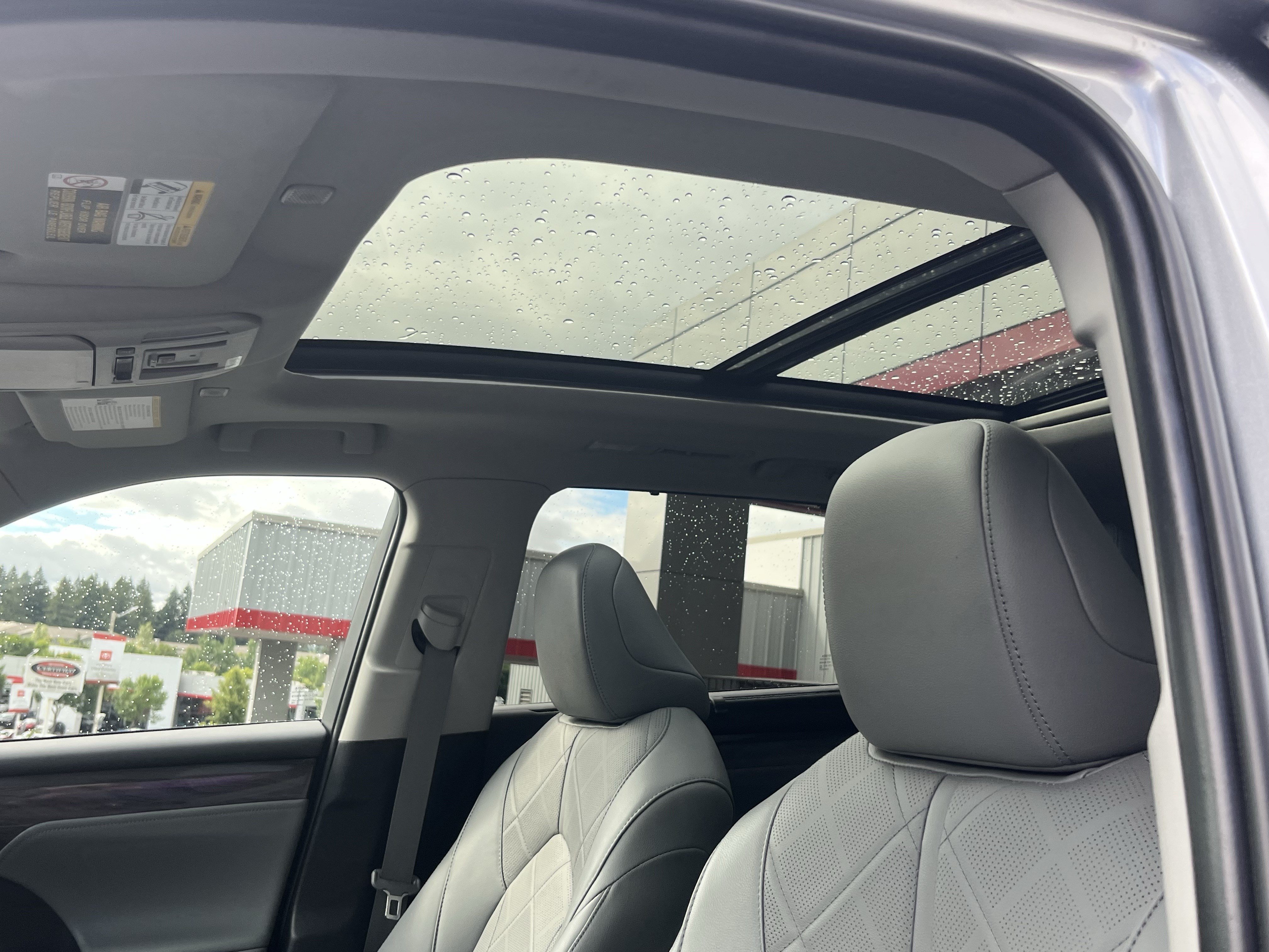 Used 2024 Toyota Highlander Platinum AWD/4WD image 20