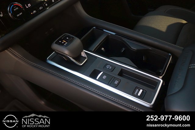 Certified 2026 Nissan Pathfinder SV FWD image 21