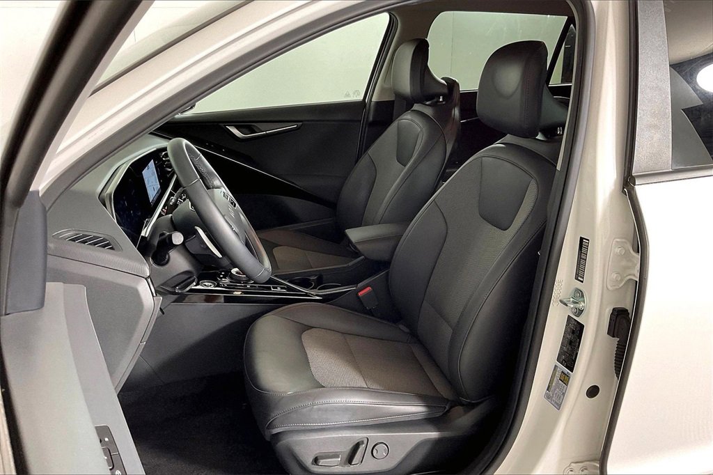 Used 2023 Kia Niro Wind image 24