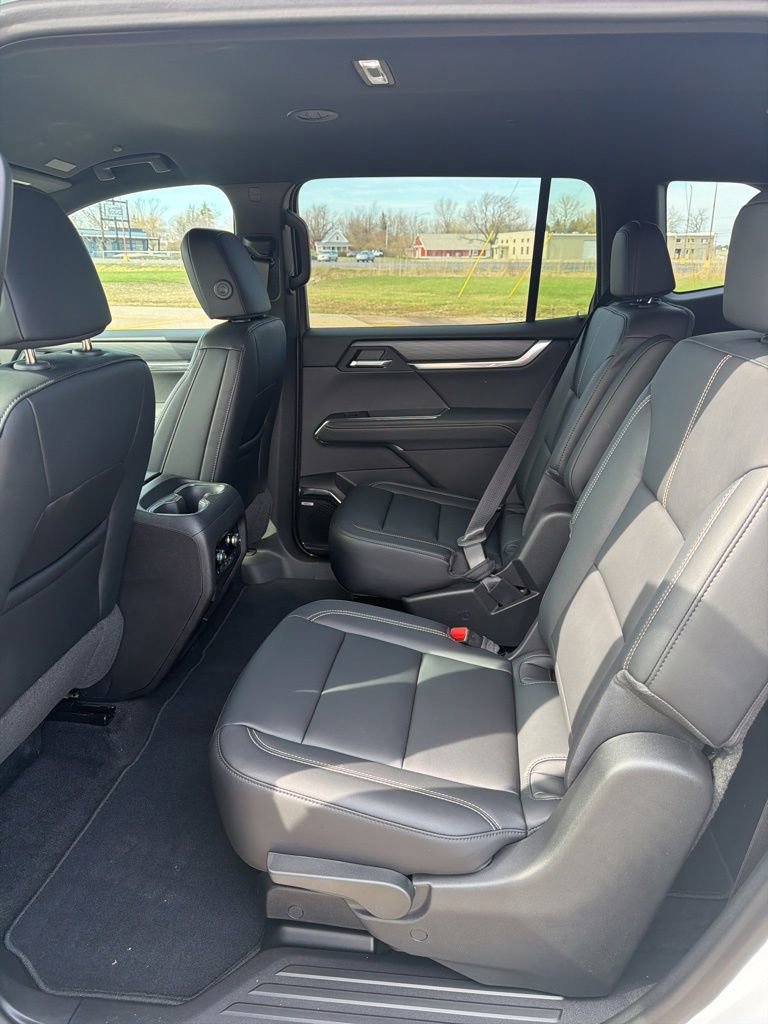 New 2026 GMC Acadia Elevation w/ Elevation Premium Package image 17