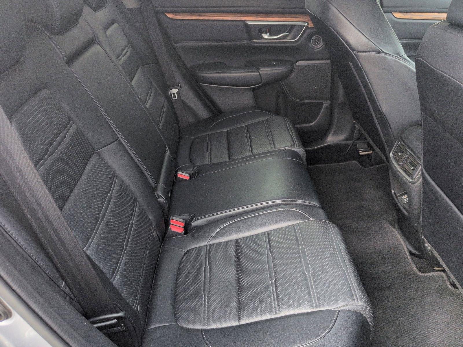 Used 2018 Honda CR-V Touring image 22