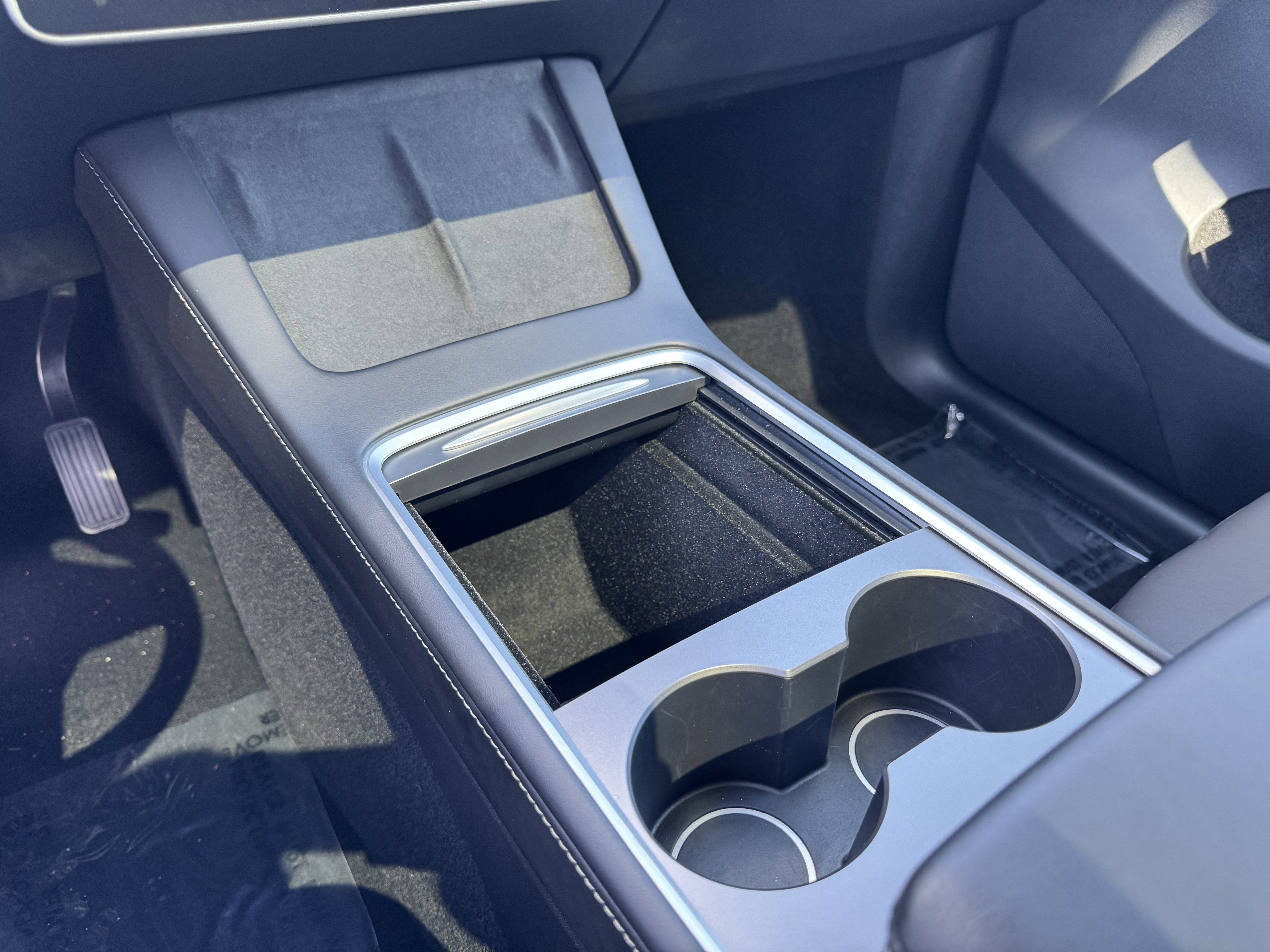 Used 2024 Tesla Model Y Long Range image 27