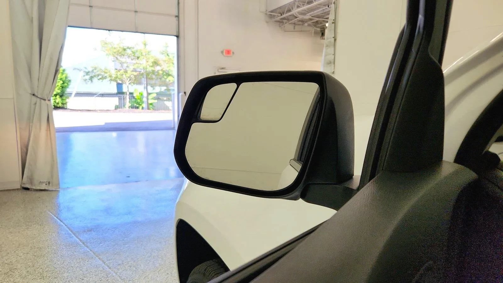 Used 2018 Chevrolet Colorado LT RWD image 21