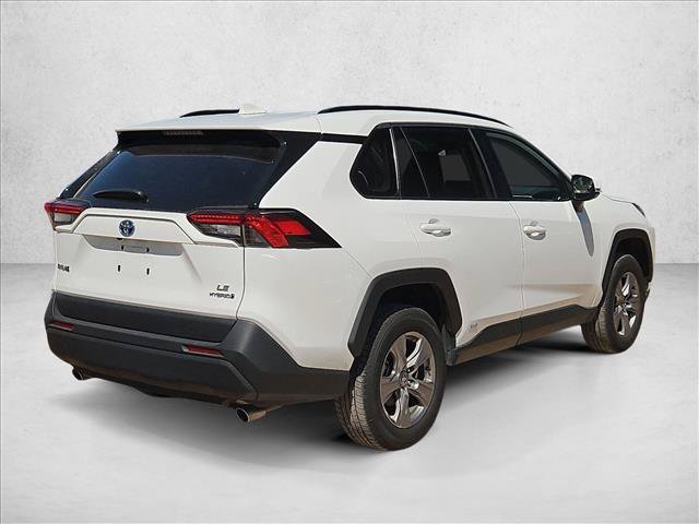 Used 2024 Toyota RAV4 LE AWD/4WD image 5