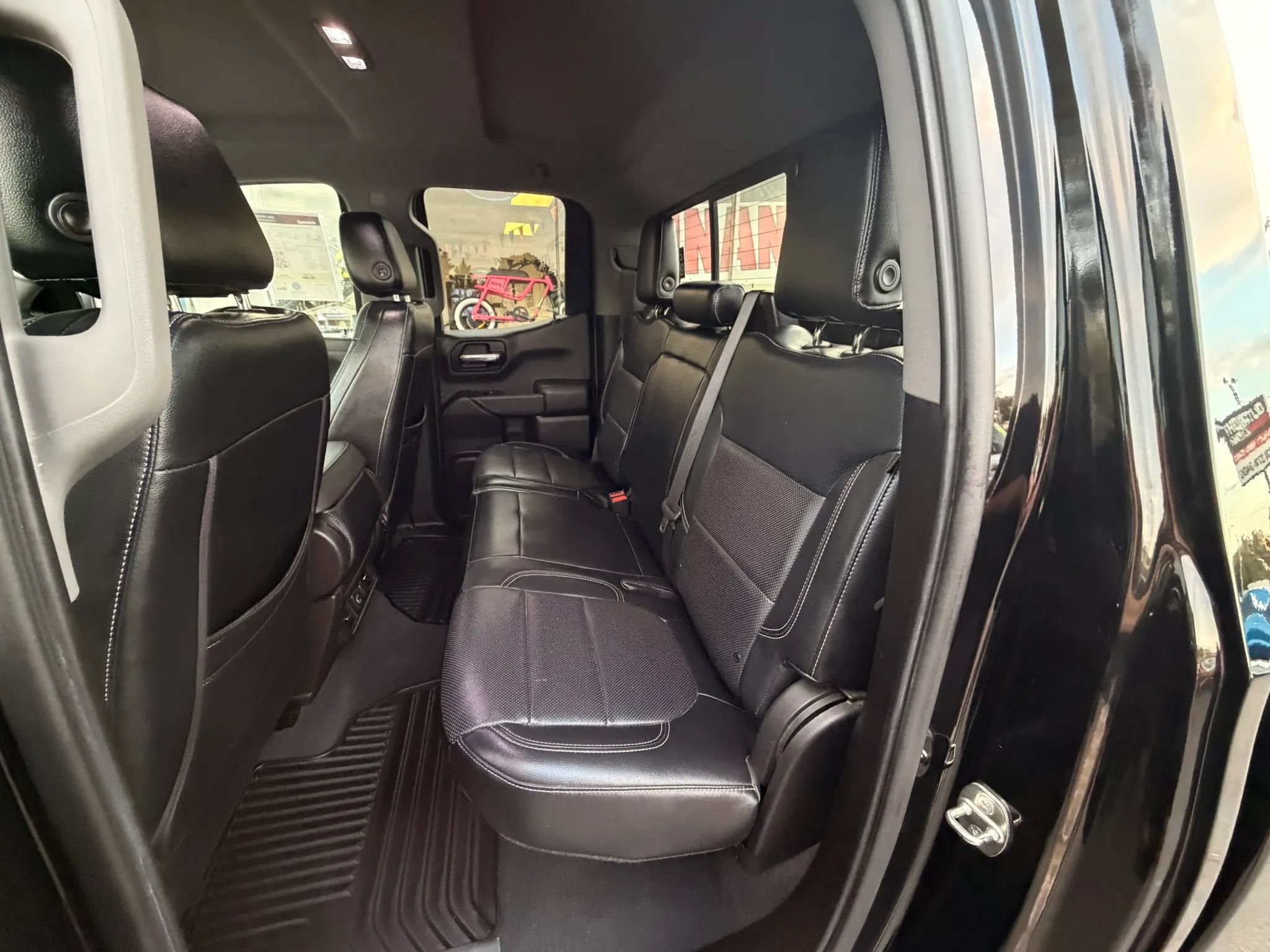 Used 2019 Chevrolet Silverado 1500 LT w/ All-Star Edition AWD/4WD image 11