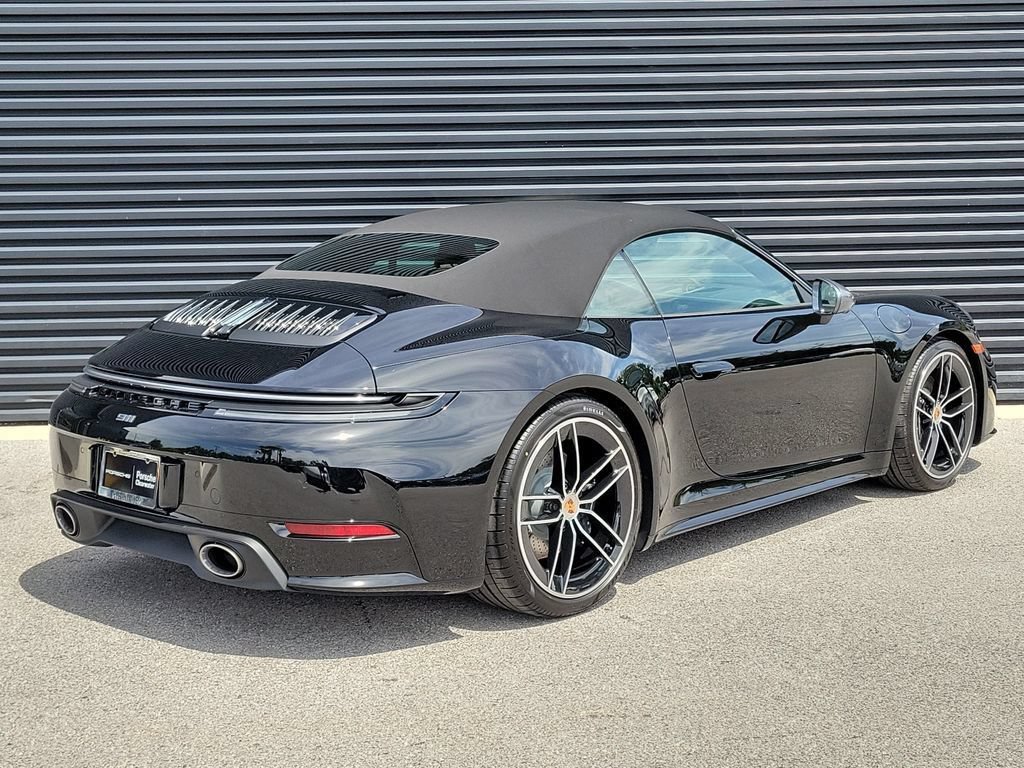 Used 2026 Porsche 911 Carrera T RWD image 7