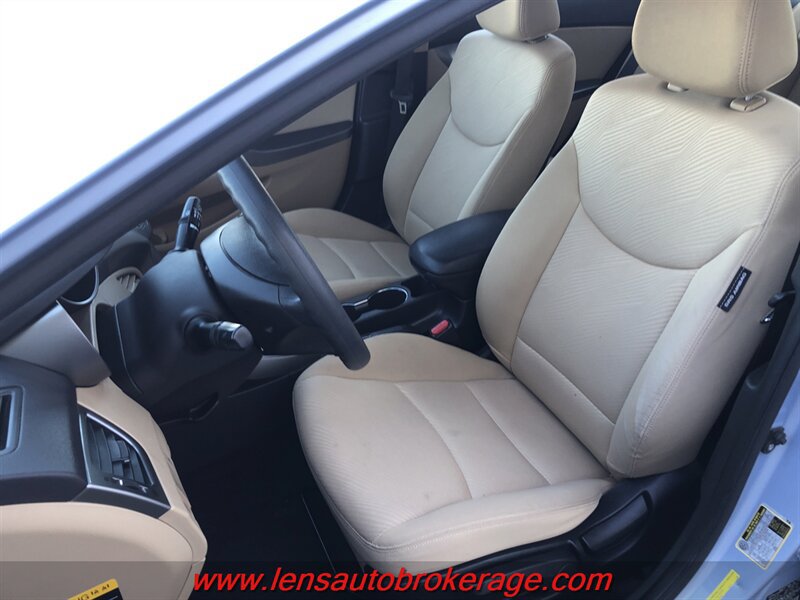 Used 2013 Hyundai Elantra GLS w/ Preferred Pkg FWD image 10