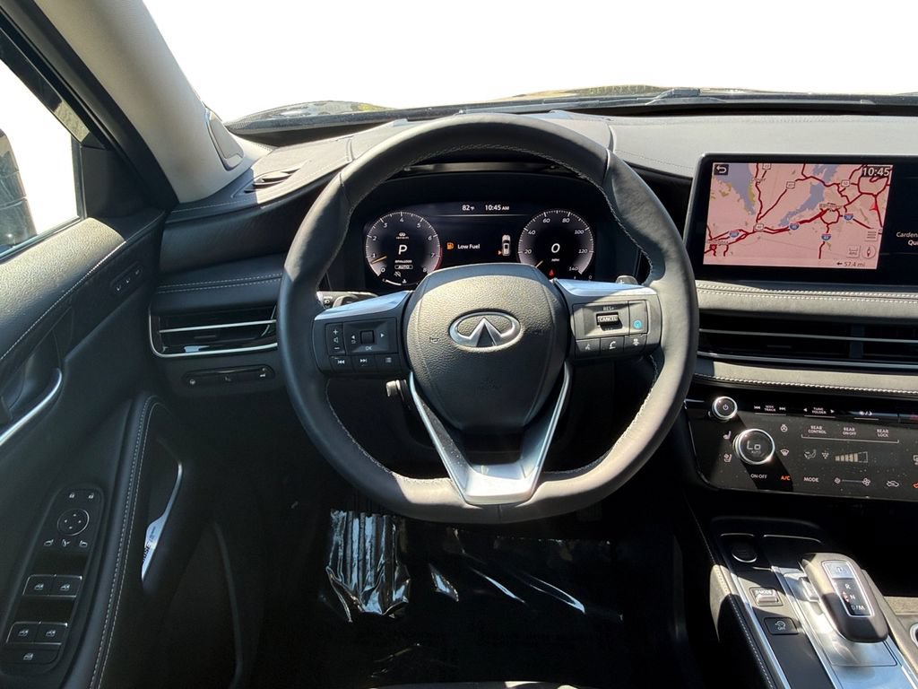 Used 2023 INFINITI QX60 Sensory w/ Vision Package AWD/4WD image 12
