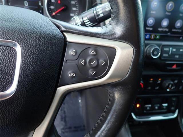 Used 2018 GMC Terrain Denali w/ Advanced Safety Package AWD/4WD image 17