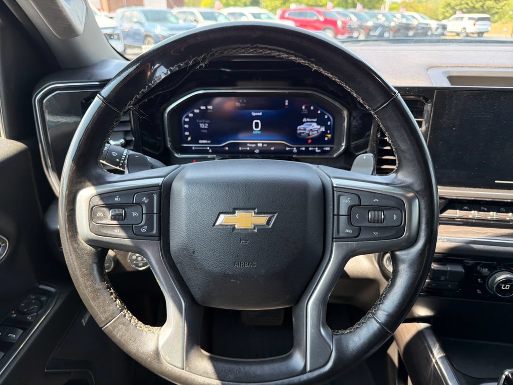 Certified 2024 Chevrolet Silverado 1500 LTZ AWD/4WD image 15