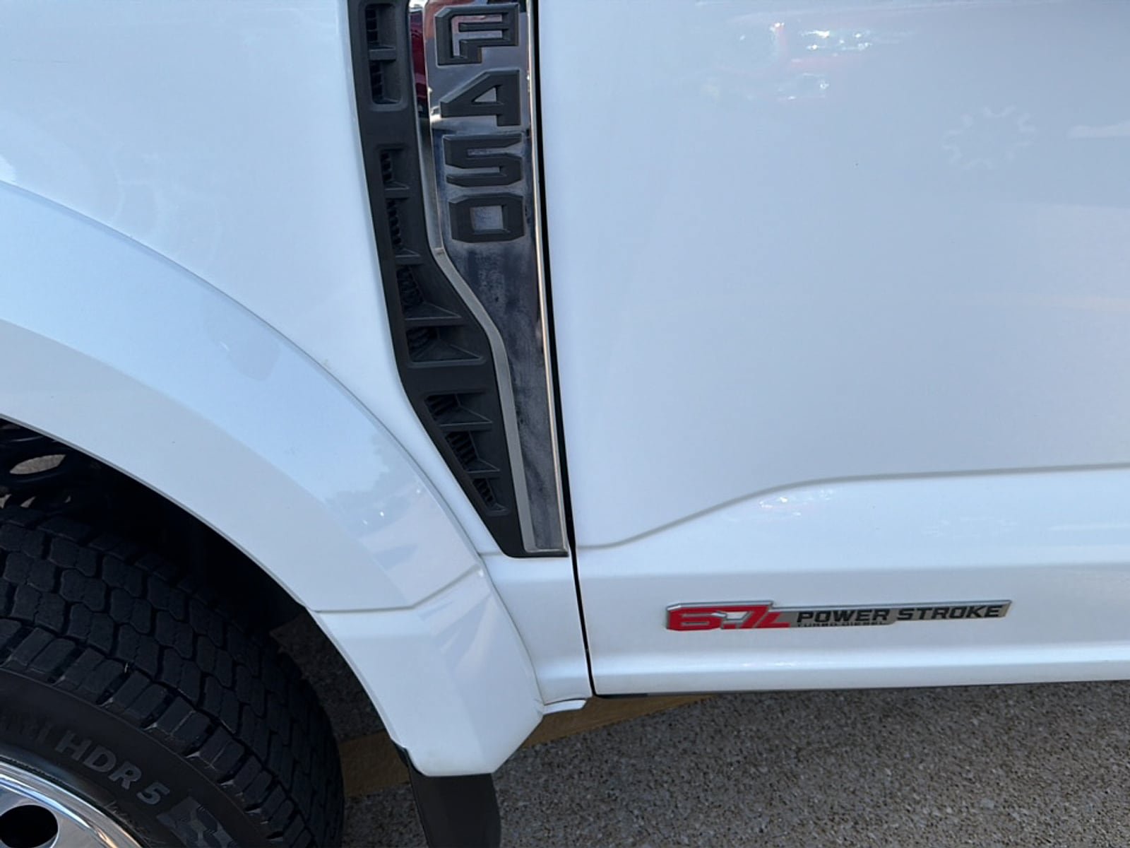 Used 2024 Ford F450 Lariat w/ Lariat Ultimate Package AWD/4WD image 6