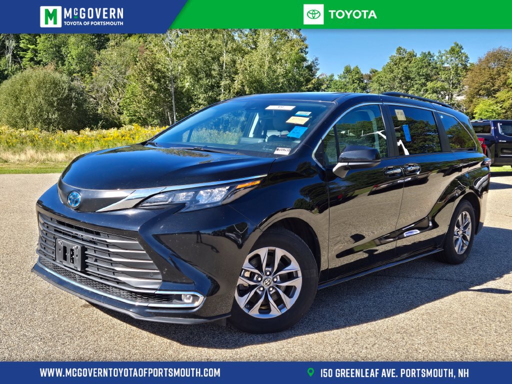 Used 2024 Toyota Sienna XLE