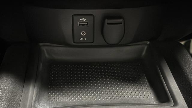 Used 2017 Nissan Rogue S image 26