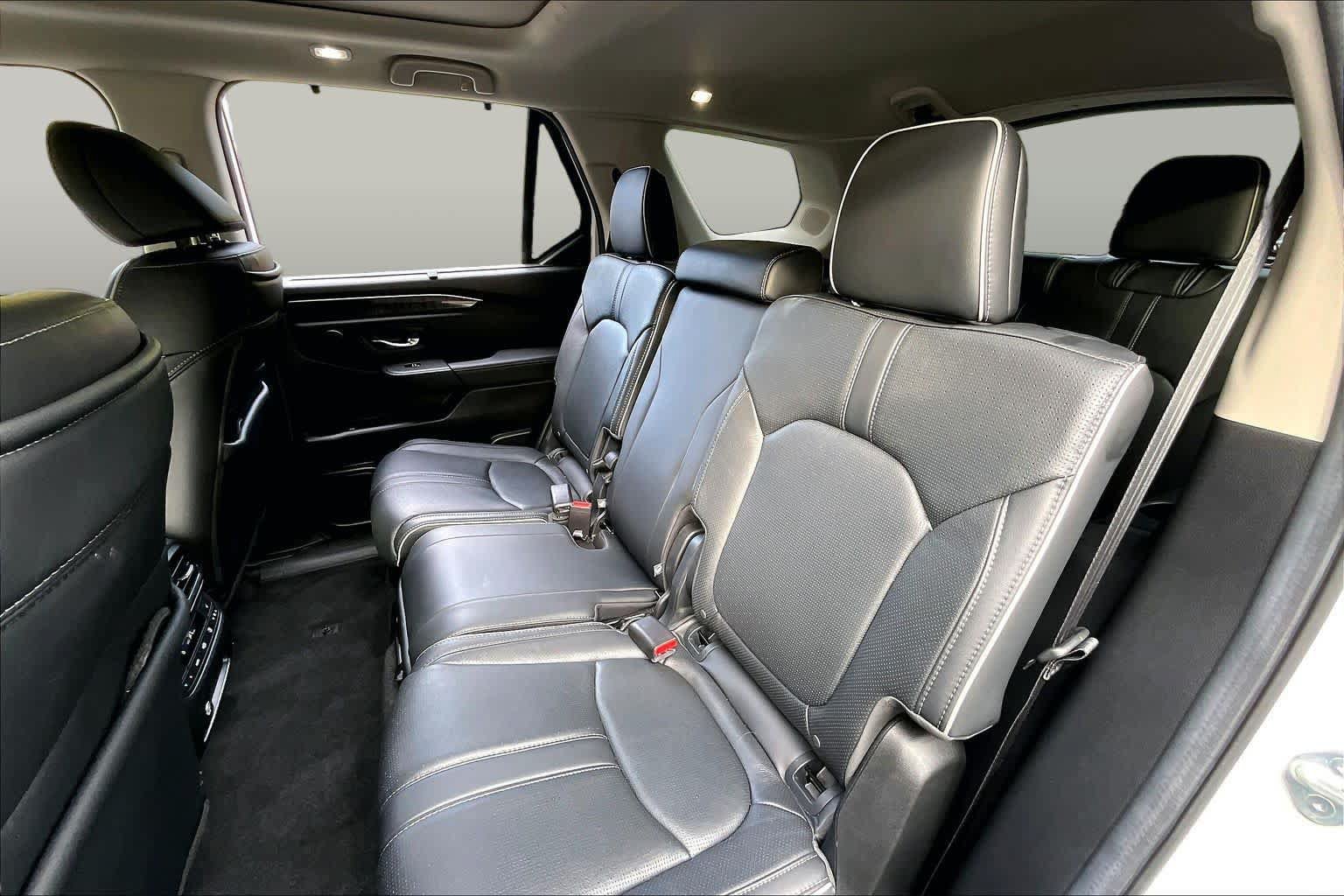 Used 2025 Honda Pilot Elite image 20