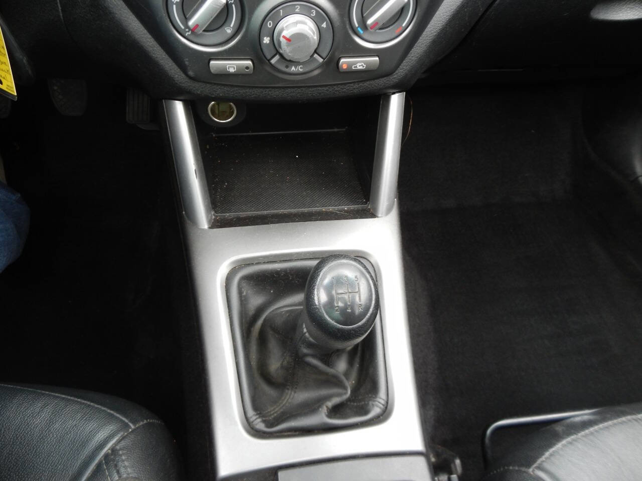 Used 2011 Subaru Forester 2.5X Premium w/ All-Weather Pkg image 40