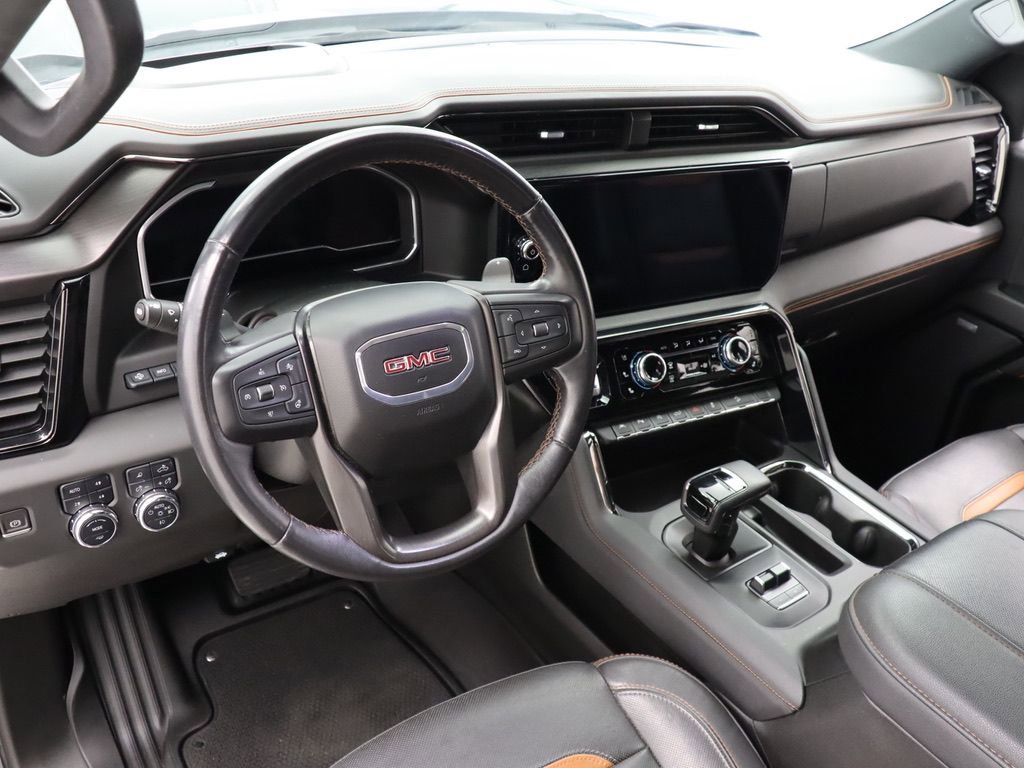 Used 2023 GMC Sierra 1500 AT4 w/ Technology Package AWD/4WD image 18