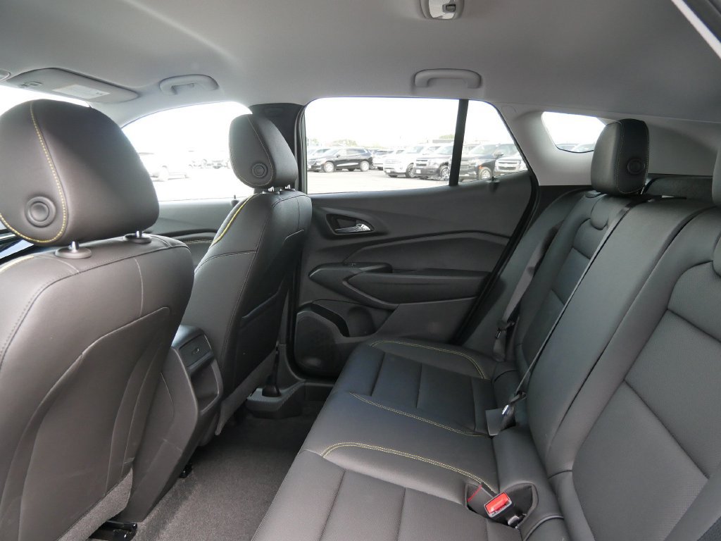 New 2026 Chevrolet Trax ACTIV FWD image 16