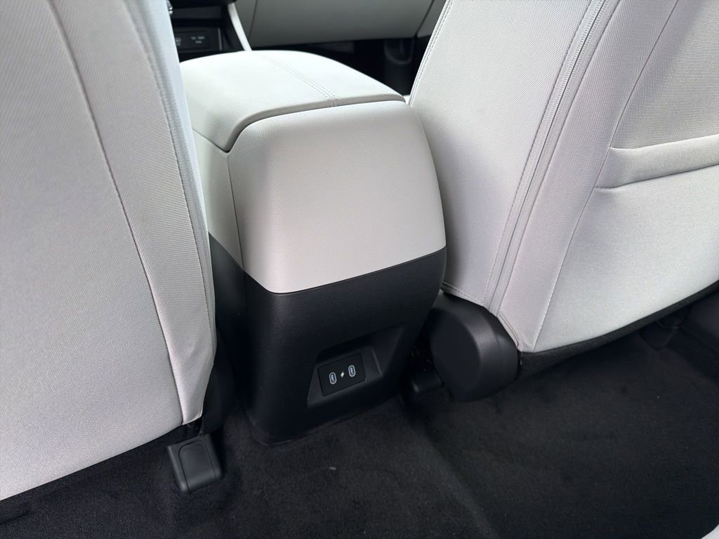 New 2026 Hyundai Tucson SE image 16